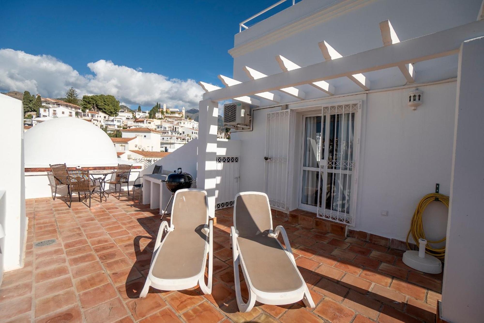 Residensol 13 Menyber Apartment Nerja Exterior foto